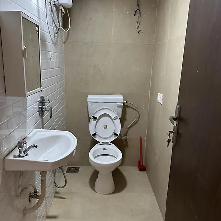 Ravish Apartment, Juhu