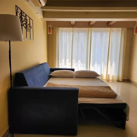 Spacious, Bright, Centre 3bhk Apt Nr Airport * Mumbai