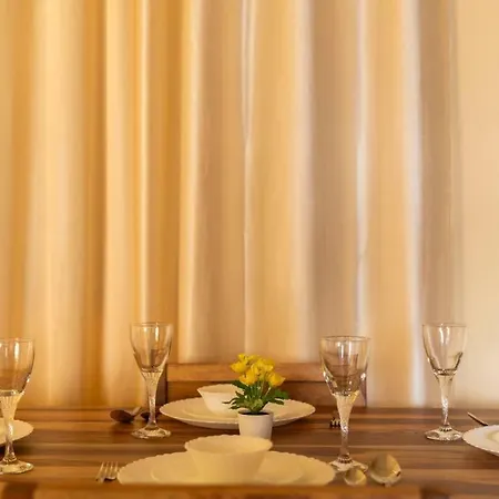 Spacious, Bright, Centre 3bhk Apt Nr Airport Mumbai