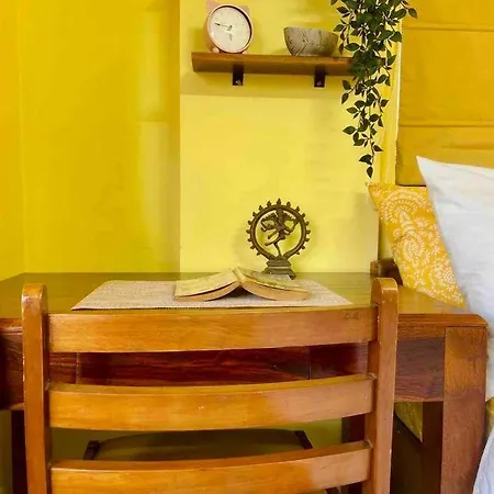 Saba 201 Charming 3 Bedrooms 2 Bathrooms In Bandra West With Balcony By Connekt Homes Apartment Mumbai