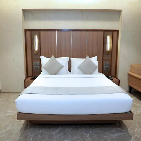 Hotel Archana Residency 3*