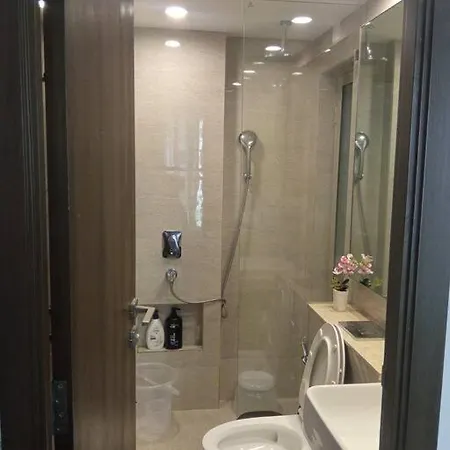 Royal Luxurious 1bhk Flat In Hiranandani Powai Mumbai