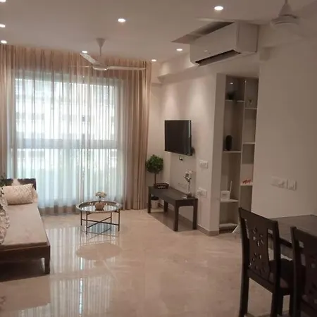 Royal Luxurious 1bhk Flat In Hiranandani Powai *