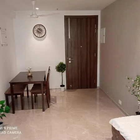 Royal Luxurious 1bhk Flat In Hiranandani Powai Mumbai