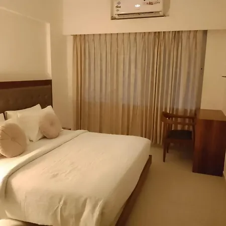 Entire 3 Bhk By The Good Traveller *