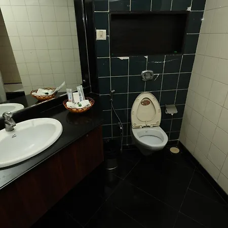 Quaint & Banquet Hotel Mumbai