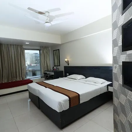 Quaint & Banquet Hotel Mumbai