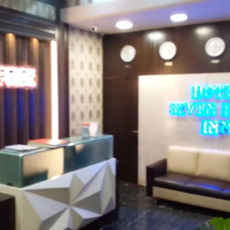 Glitz 7even Hills- Nr International Airport T2 *