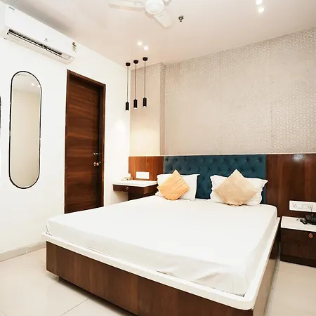 Hotel Elegance 2*