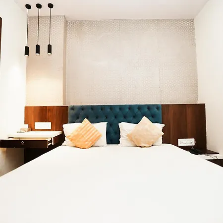 Elegance 2* Mumbai