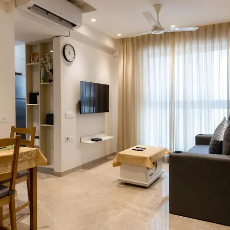 1bhk In Regent Hill By Six Bungalow *