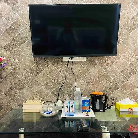 1 Bhk- 72 Pali-bandra-mumbai Apartment