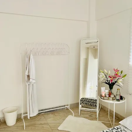 Apartment Pyu's Mon Desire Mumbai