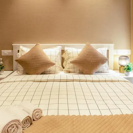 1bhk Royal In Regent Hill Mumbai