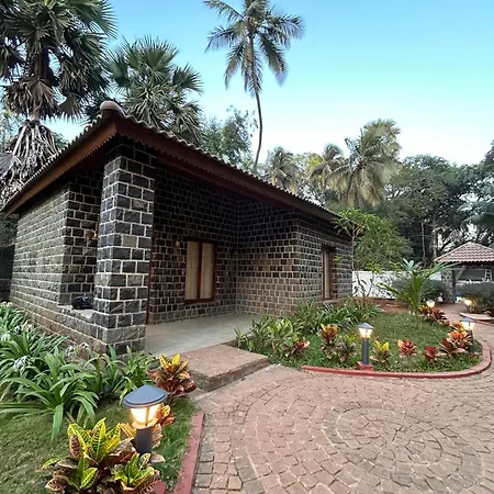 Villa Tattvamasi Retreat *