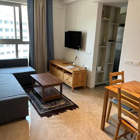 1bhk Royal In Regent Hill Mumbai