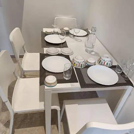 Apartment 1bhk Royal In Regent Hill