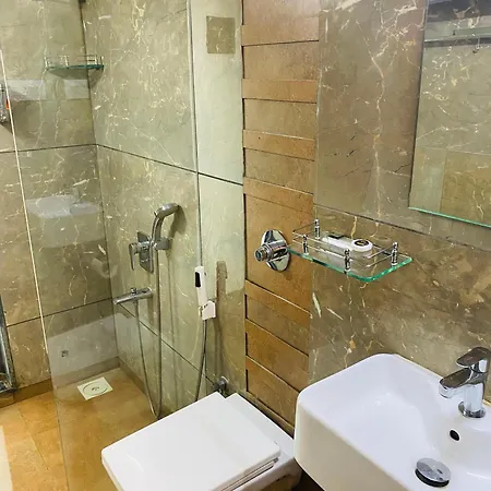 Apartment House Luxury Apartments, Santacruz East