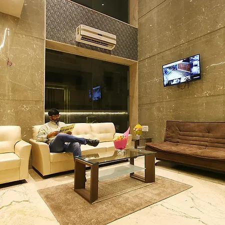 House Luxury Apartments, Santacruz East * Mumbai