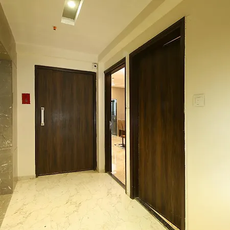 House Luxury Apartments, Santacruz East Apartment Mumbai