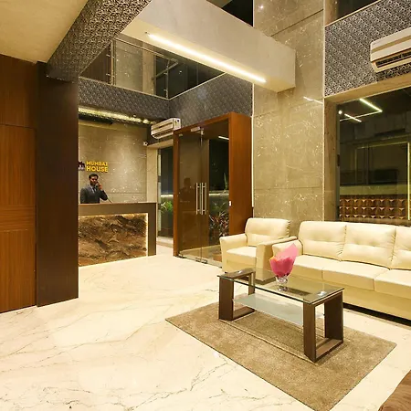 House Luxury Apartments, Santacruz East *