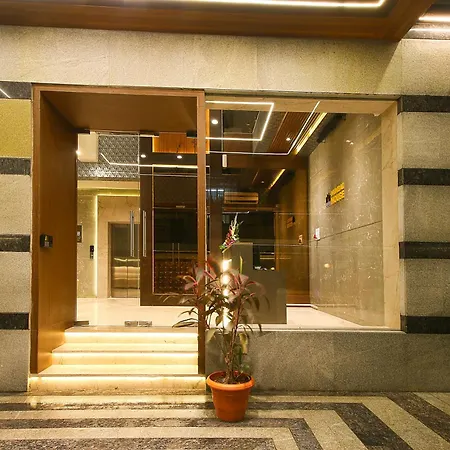 Apartment House Luxury Apartments, Santacruz East *