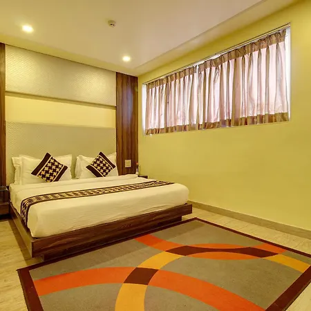 Hotel Hotel Mumbai House Juhu Santacruz West 3*