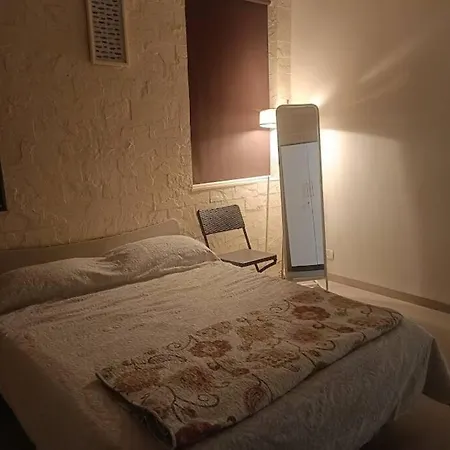 Cool And Awesome Apartment Mumbai