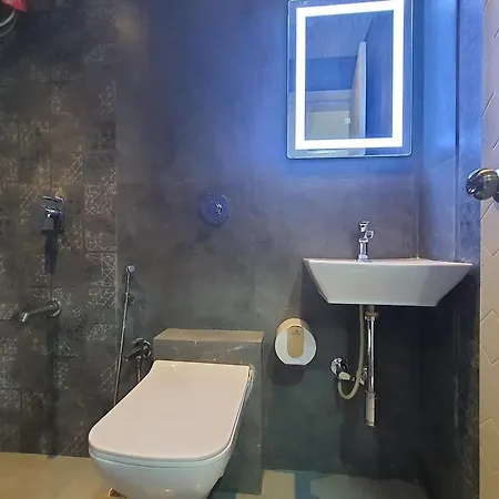 Osi Andheri East Apartment Mumbai