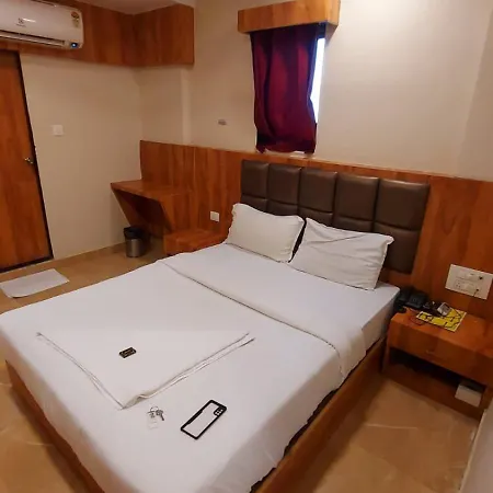 Hotel Rigga Kokilaben Dhirubhai Ambani Hospital 3*
