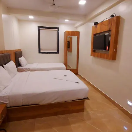Rigga Kokilaben Dhirubhai Ambani Hospital Hotel