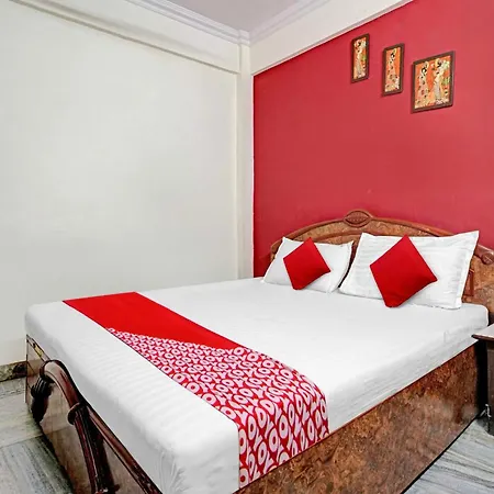 Oyo Flagship Sai Residency 3*