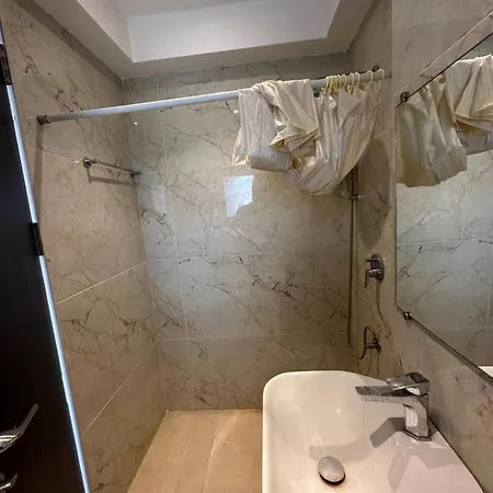 Beautiful In 4 Bhk
