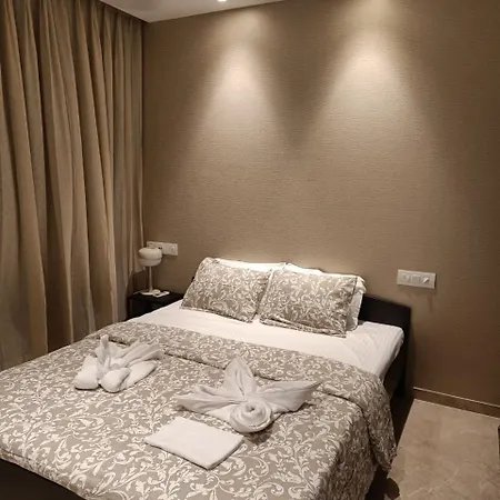 Apartment 1bhk Royal In Regent Hill *