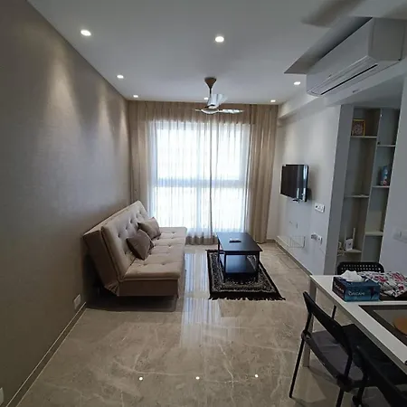 Apartment 1bhk Royal In Regent Hill *