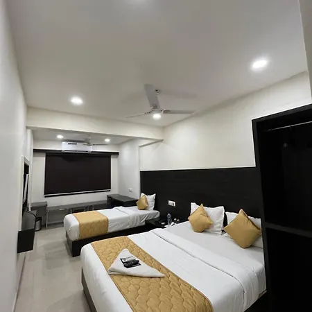 Hotel Wind Flower Regency - Near Kokilaben Hospital Mumbai