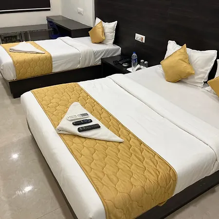 Wind Flower Regency - Near Kokilaben Hospital 3* Mumbai