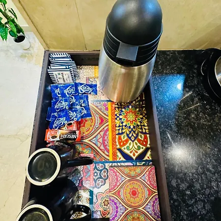 1br Service In Bkc By Florastays Mumbai