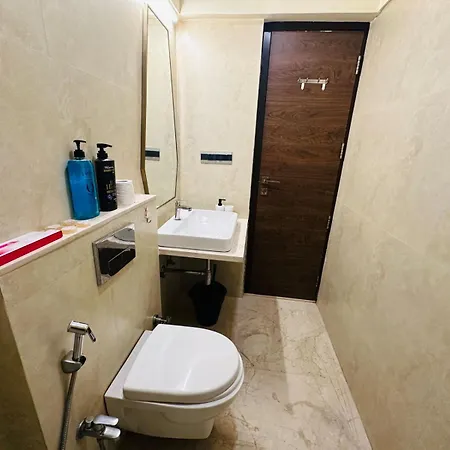 1br Service In Bkc By Florastays Apartment *
