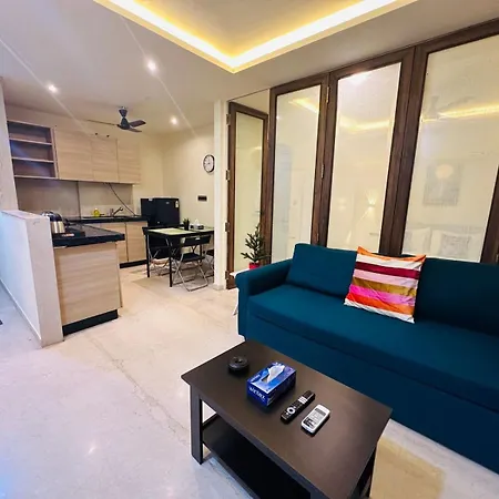 1br Service In Bkc By Florastays *