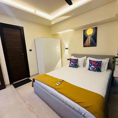 1br Service In Bkc By Florastays Apartment