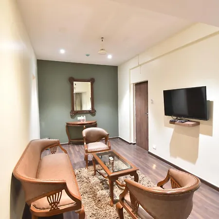 Hotel The Aarya A Smart Business 3*