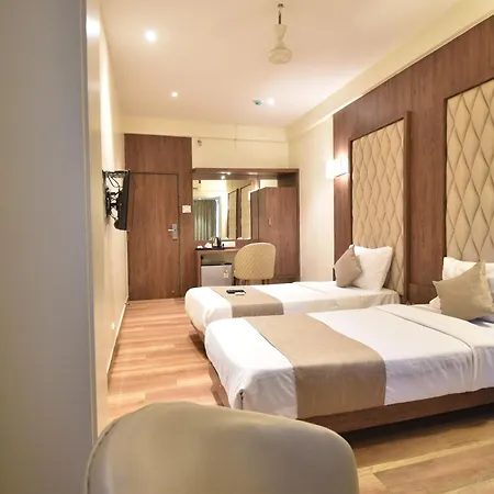 Hotel The Aarya A Smart Business 3*