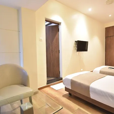 Hotel The Aarya A Smart Business 3*