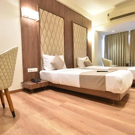 Hotel The Aarya A Smart Business Mumbai