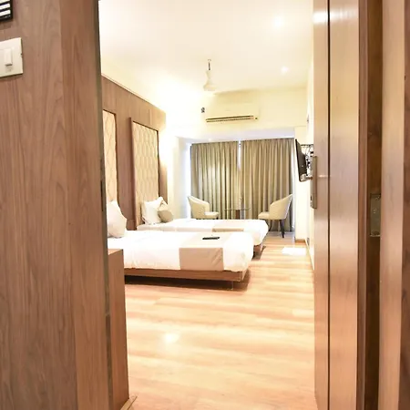 The Aarya A Smart Business Hotel 3*