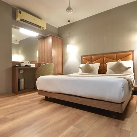The Aarya A Smart Business Hotel 3*