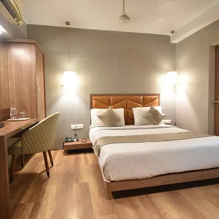 Hotel The Aarya A Smart Business Mumbai