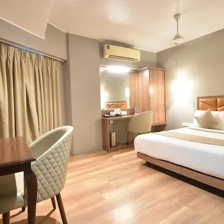 Hotel The Aarya A Smart Business 3*