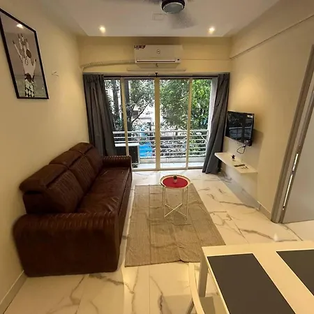 Compact 2 Bhk With Balconies Khar West - By Kapishbnb Apartment *